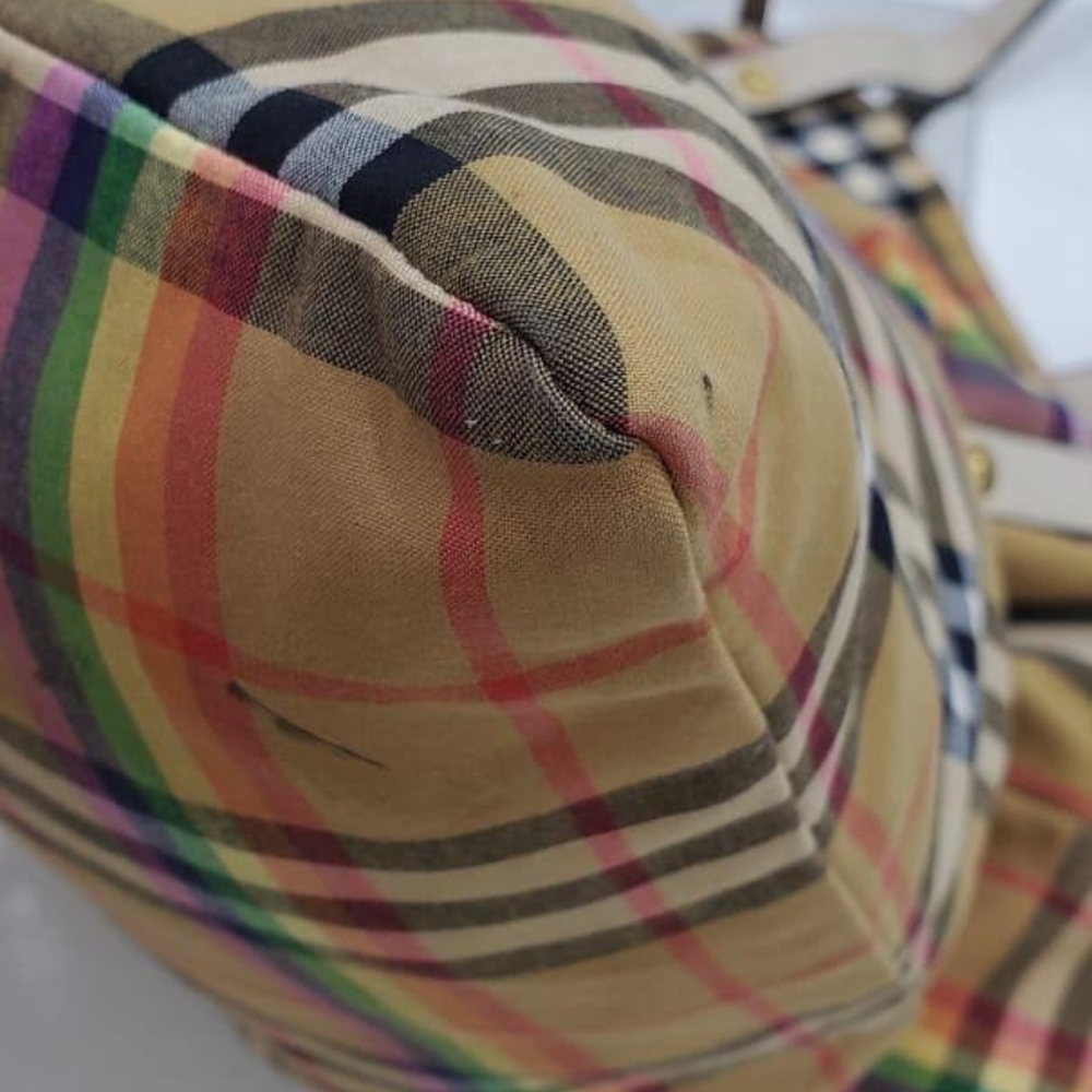 Burberry Tan and Red Tote Bag with Iconic Design - Picture 10 of 15